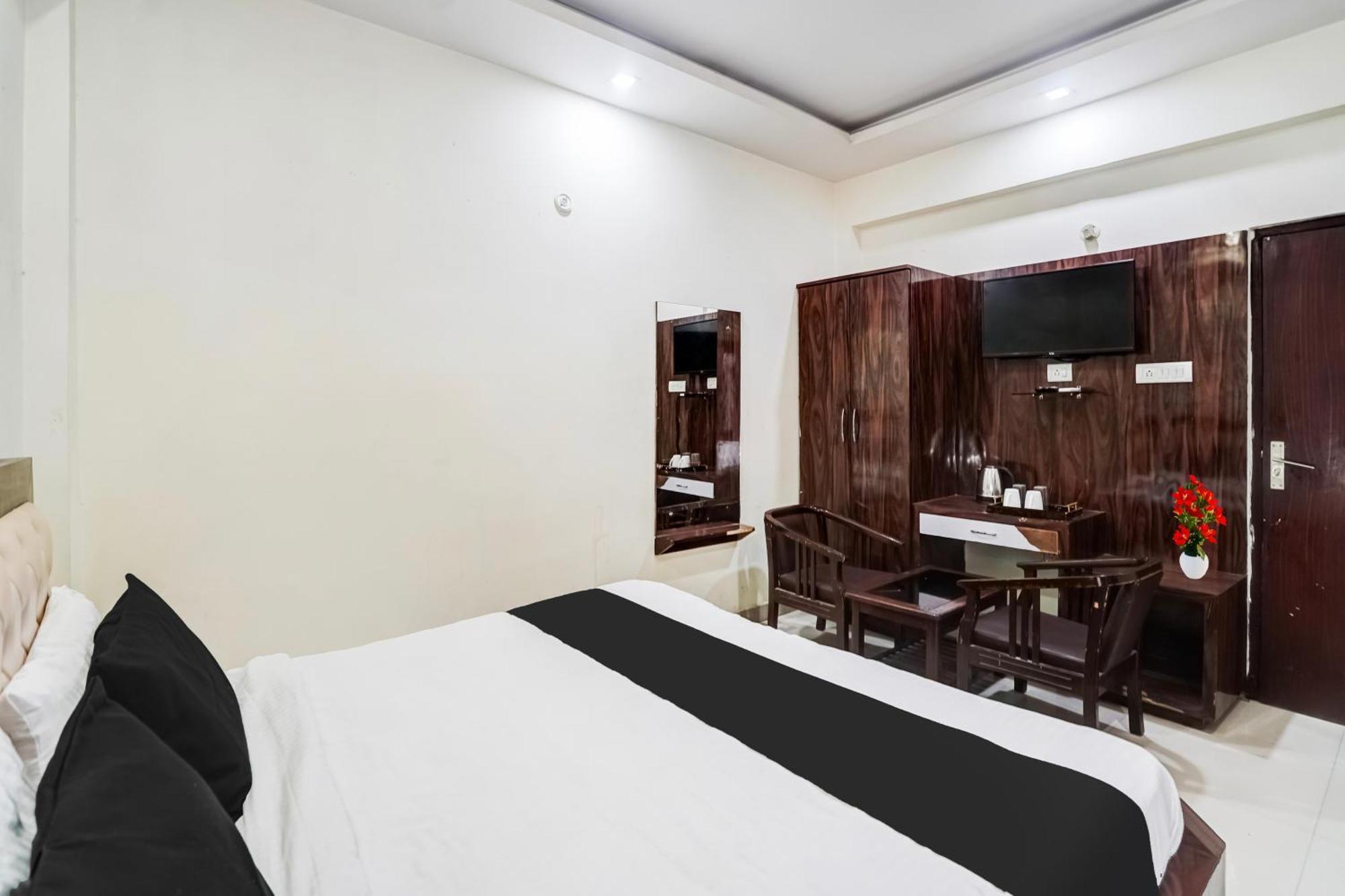 Super Hotel O Sgpgi Bijnaur Luaran gambar