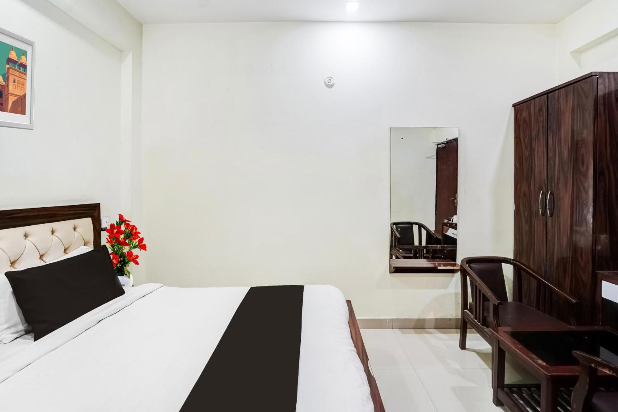 Super Hotel O Sgpgi Bijnaur Luaran gambar